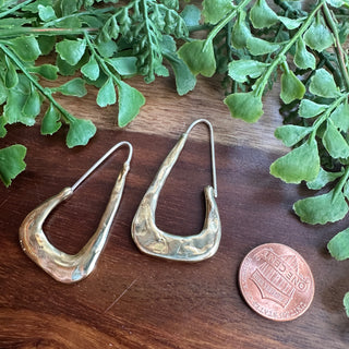 Amphi Hoop Earrings: Brass