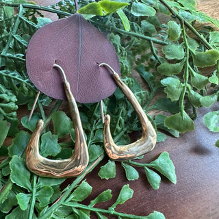 Amphi Hoop Earrings: Brass