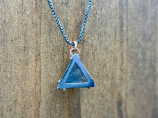 Labradorite Oracle Pendant