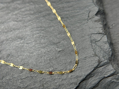 Gold Keyhole Chain