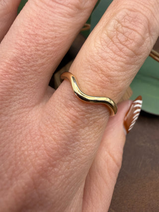 14k Contour Band