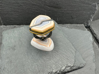 Fault Line Agate Ring & Stand