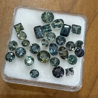 G001: Greenish Sapphires