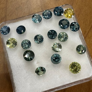 M001: Round Sapphires