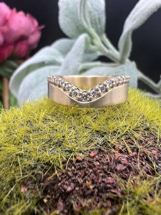 Yellow Gold Wave Band