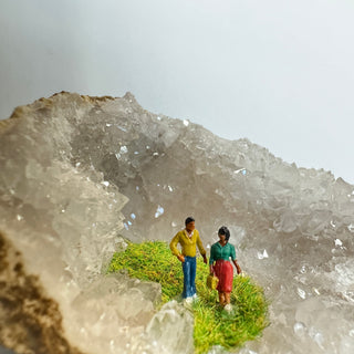 Quartz Crystal Diorama - 2 Figures: Afternoon Stroll