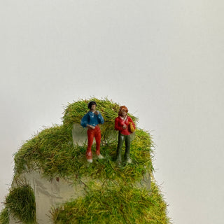 Selenite Crystal Diorama - 2 Figures: Waiting