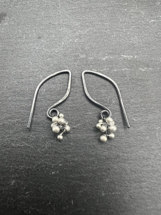 Mini Wisteria Caviar Earrings - OXSS