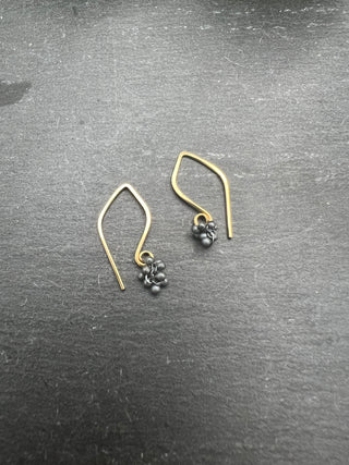 Mini Wisteria Caviar Earrings - GFOX