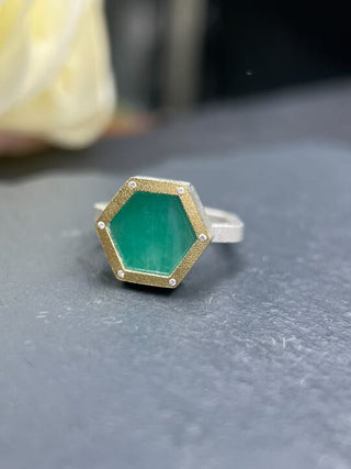 Captured Emerald Hex Ring