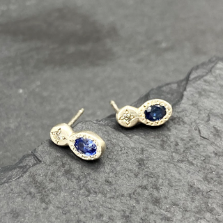Oval & Round Studs with Sapphire