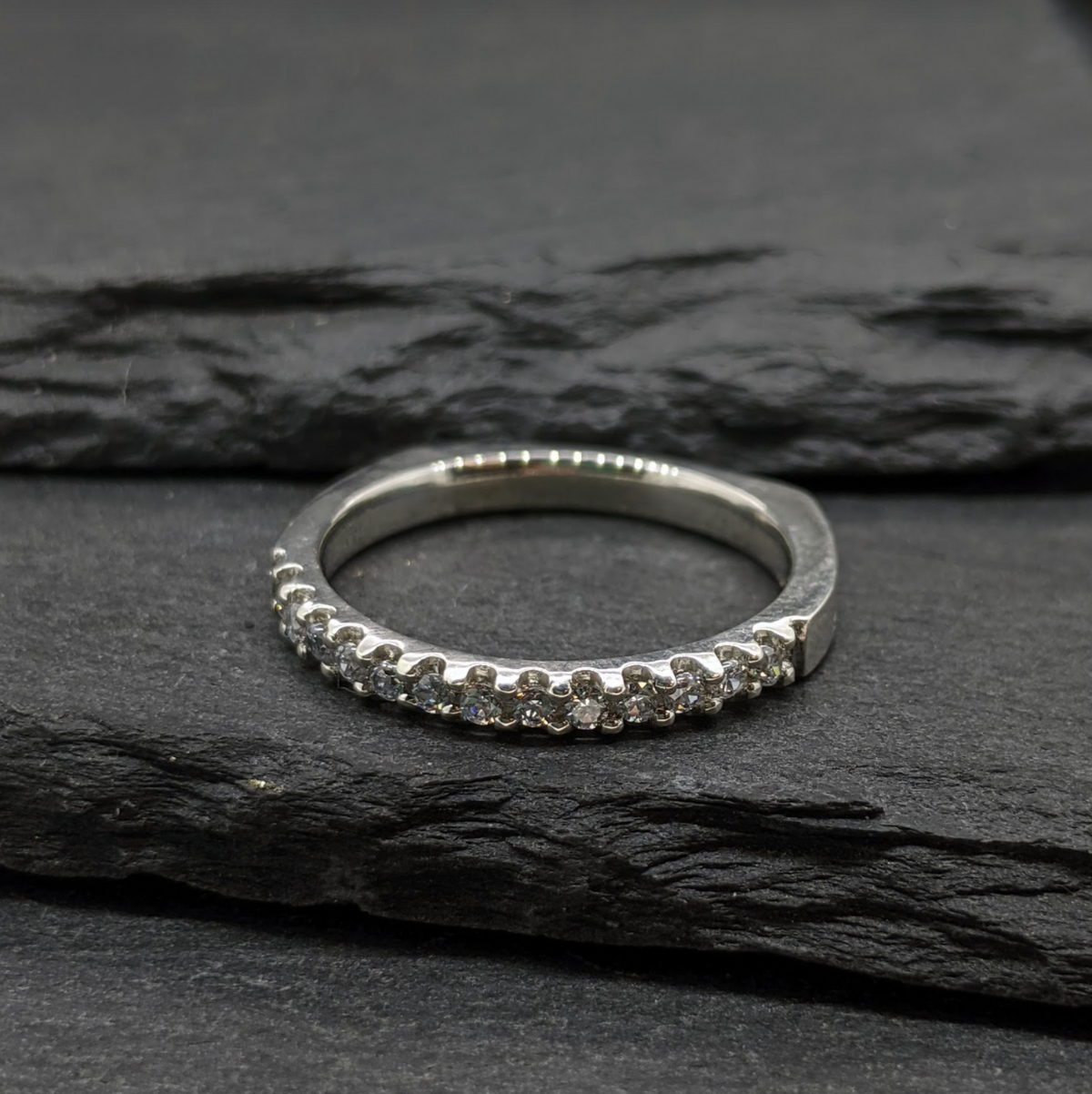 Half Eternity Band