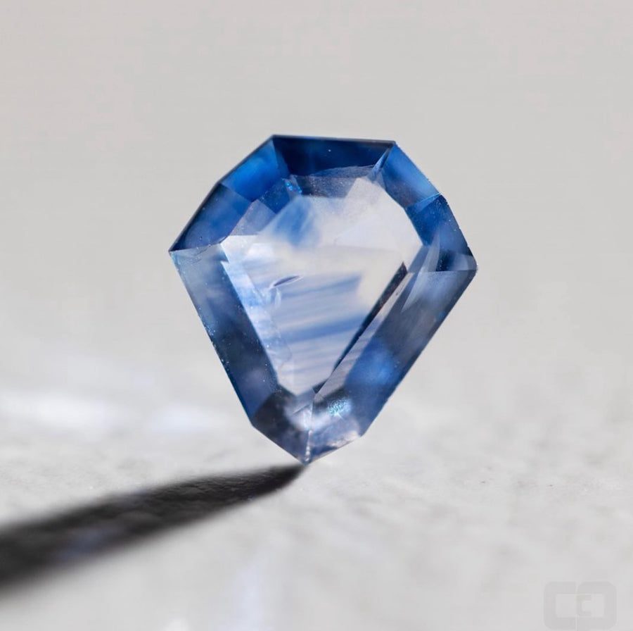 A blue sapphire gemstone